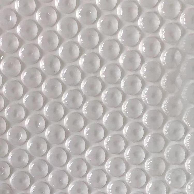 Dicke weiße Luftpolstertasche mit Perlen für Kleidung und Logistik