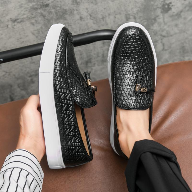 Fashion Daily Commute Men Casual Leather Shoes Brand Driving Men Loafers Moccasins Office Business Shoes Mens Italian Style Tassel Shoes