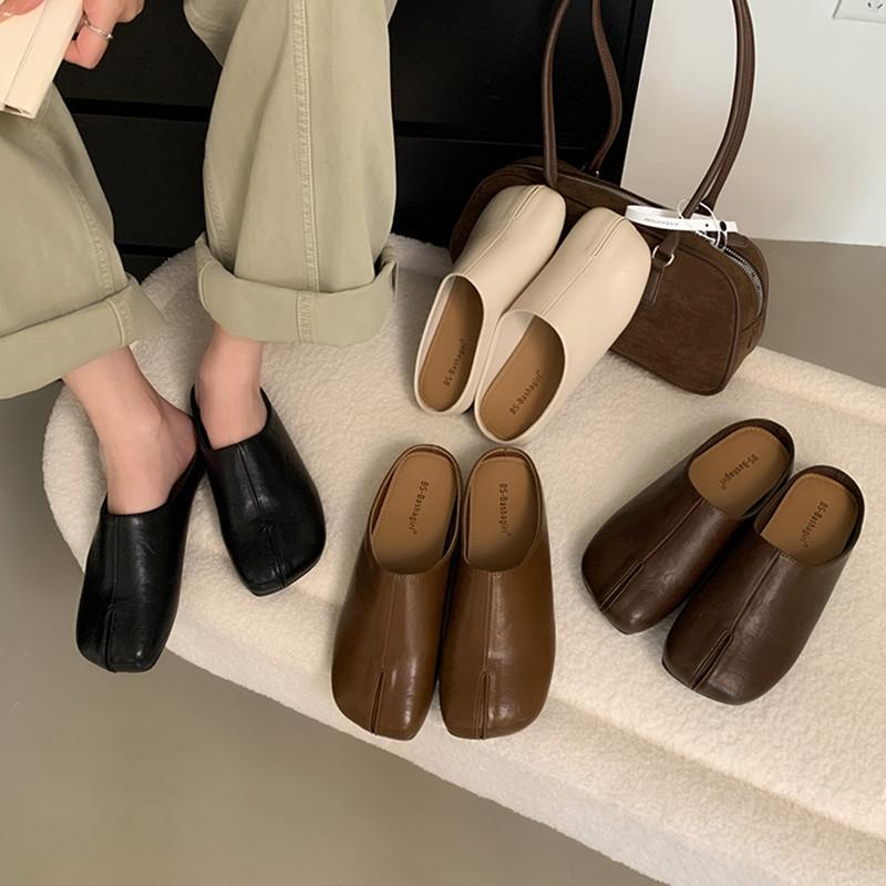 Fashion Bailamos Women Tabi Shoes Design Flats Women Sandals Cover Toe Slippers Soft Leather Flat Slippers Outdoor Slides Zapatos Mujer