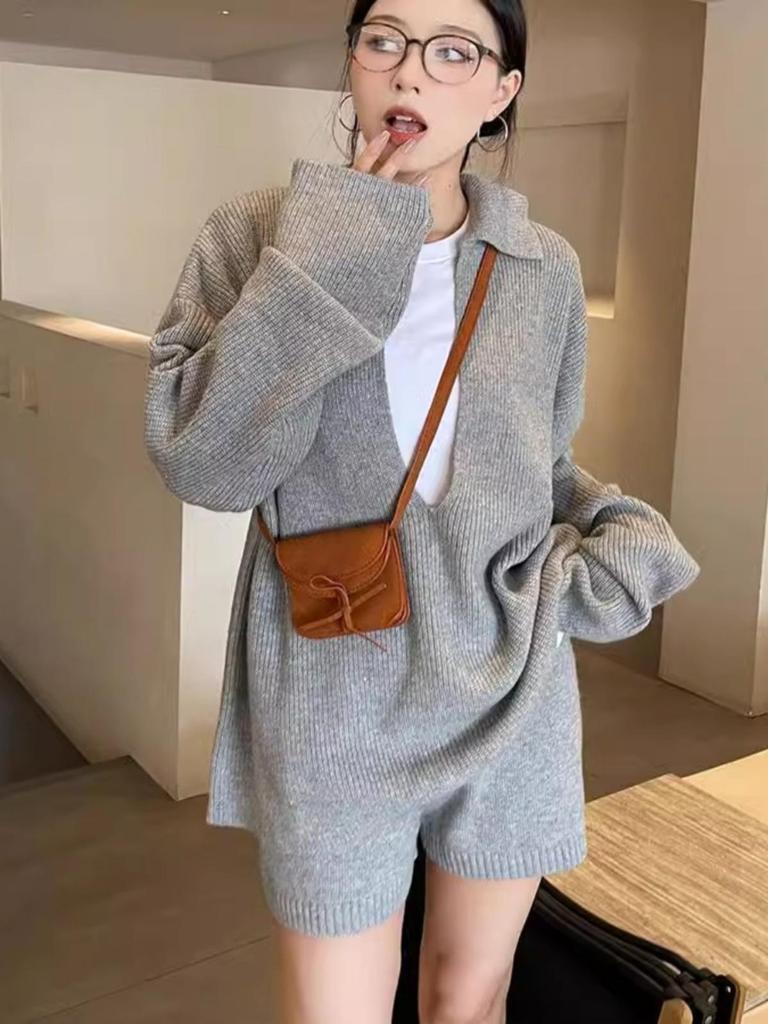 Women's Relaxed V-neck Sweater & Shorts Set - Autumn/Winter Casual Knit Two-piece