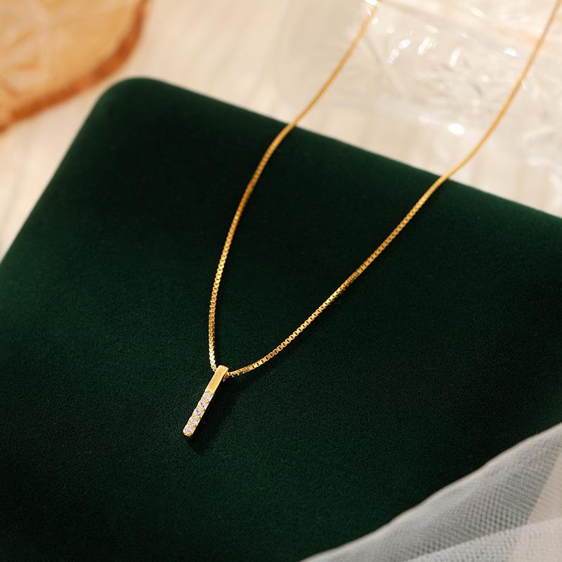 Koreanische Leichte Luxus Zirkon Anhänger Halskette: S925 Sterlingsilber Schlüsselbeinkette, Schlichtes Modedesign