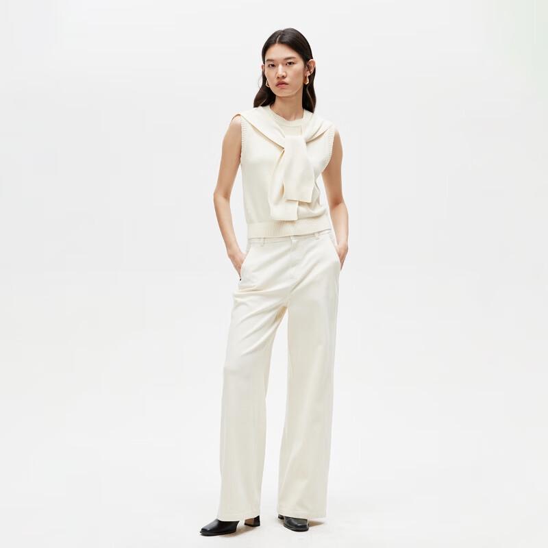 VEROMODA Women's Sleeveless Knit Top with Shawl Set