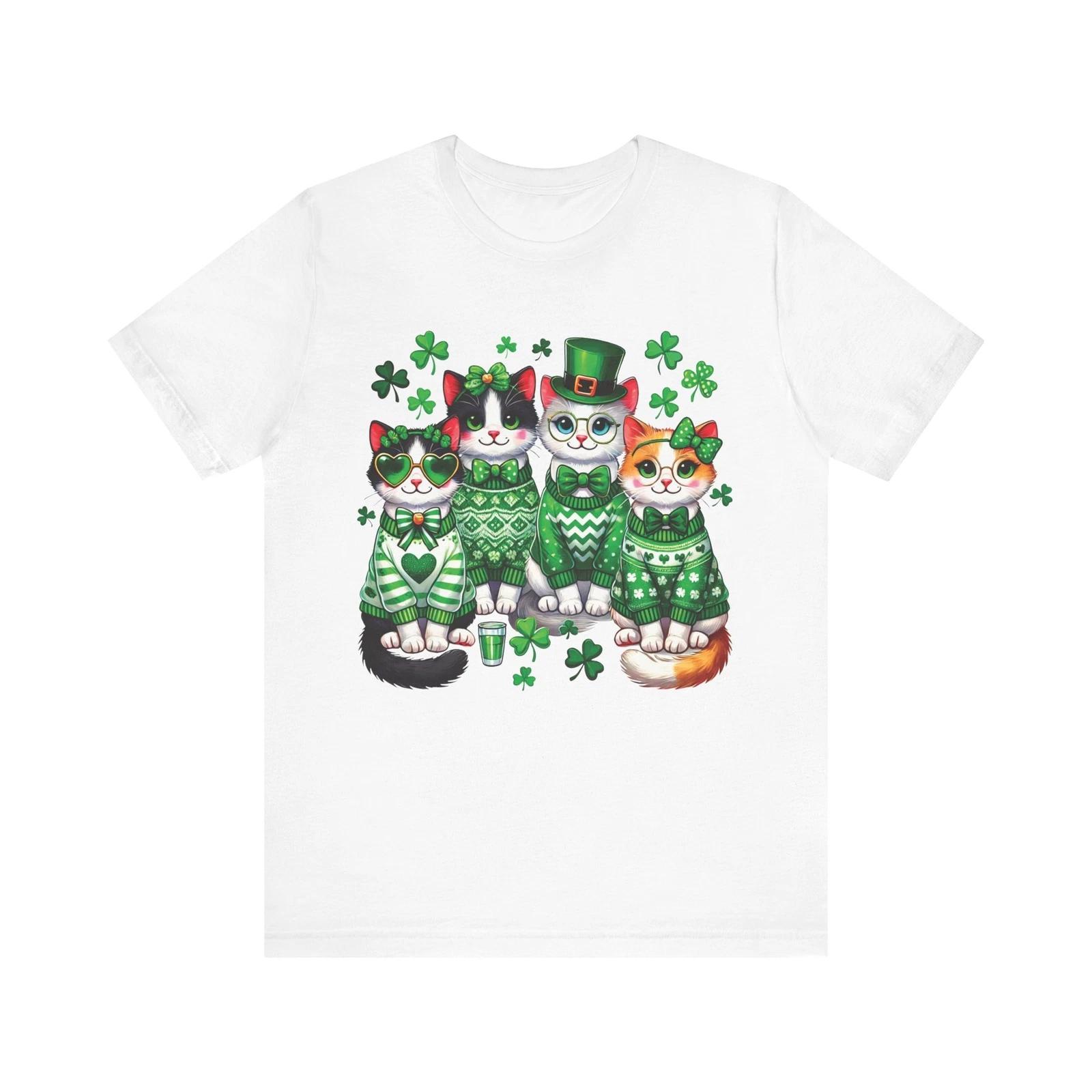 Saint Patrick s Day Cute Lucky Cats Shamrock Green Irish Art T-Shirt 4XL