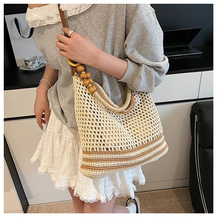 Holiday Style Woven Bag Women's New Knitted Hollow Shoulder Bag Fashionable Large-capacity Messenger Bag Beach Bag
