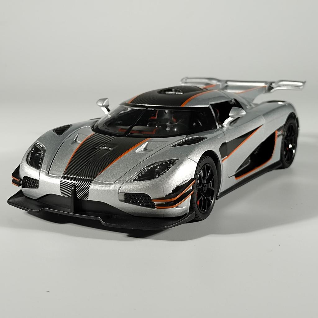 1:24 KNSG One:1 Limited Edition Hypercar Alloy Model Metal Diecast Car Sound And Light Pull Back Toy Holiday Present For Friend