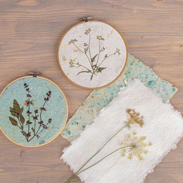 5 feuilles de cellulose pour fabriquer son papier recyclé 20 x 21 cm