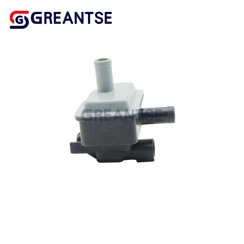 25860-0P090 High Quality Vapor Canister Purge Solenoid Valve For Toyota Highlander 3.5L V6 2017 2018 258600P090 Auto Parts