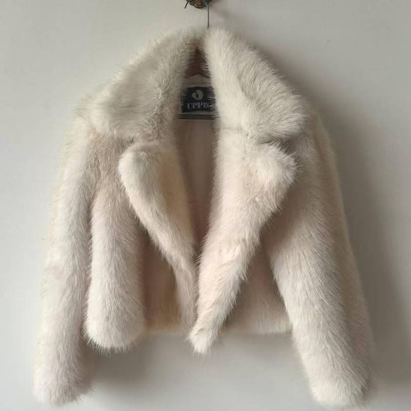 Autumn and Winter Fur Coat Women's Short Lazy Style Artificial Fox Leather Jacket Short Fluffy Jacket