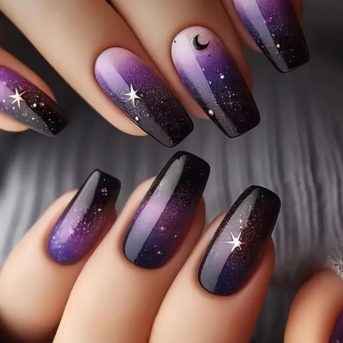 

Starry Sky Moon & Star Pattern Wearable Nails - 24 Removable Pieces No Accessories Style