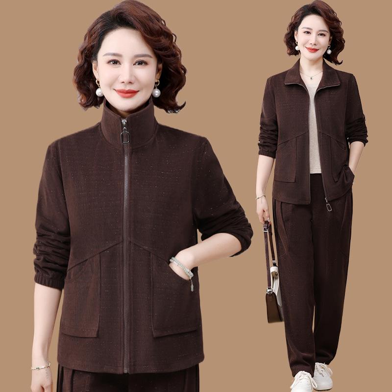 

Стильный весенний спортивный костюм: Комплект из двух предметов 2025 года для женщин среднего возраста - Повседневная куртка и брюки для весны и осени 3XL for 120-135 Jin