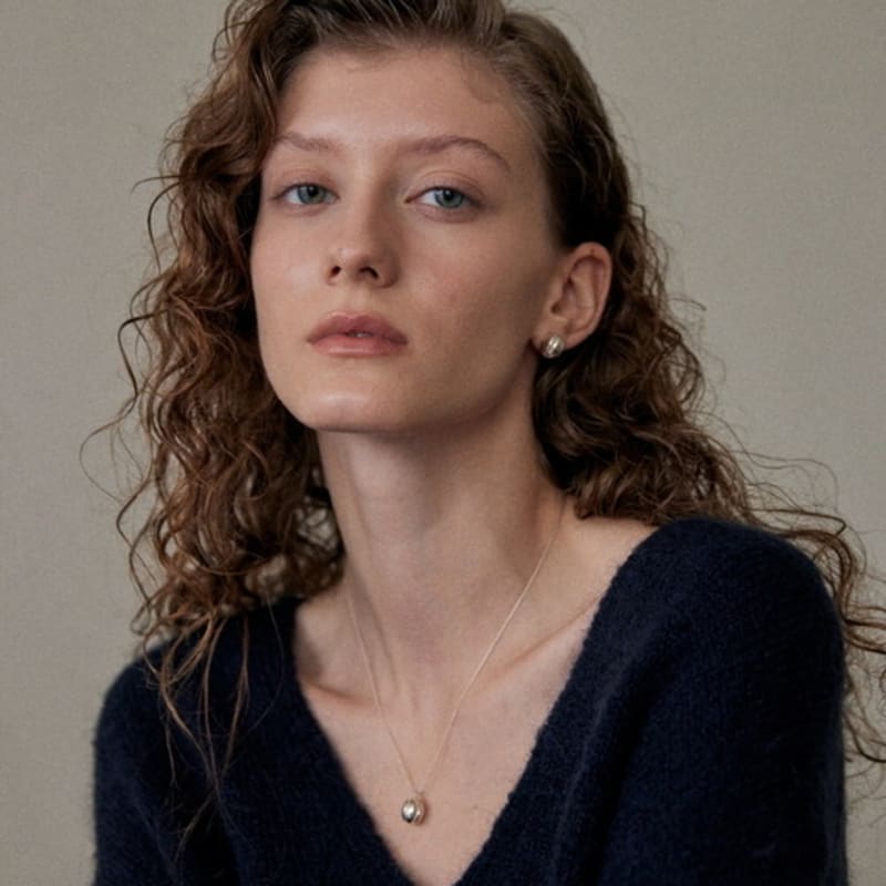 Onill 04-20 Shell (Necklace)