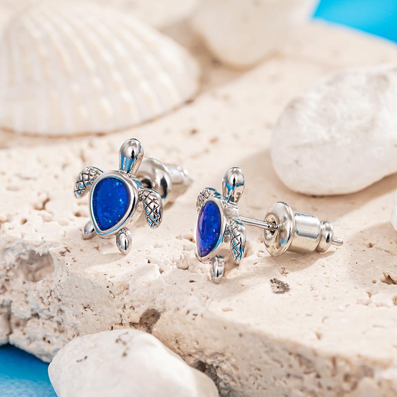 Blue Little Turtle Stud Earrings for Women Chic Animal Accessories for Daily Life Dainty Silver Color Jewelry for Female
