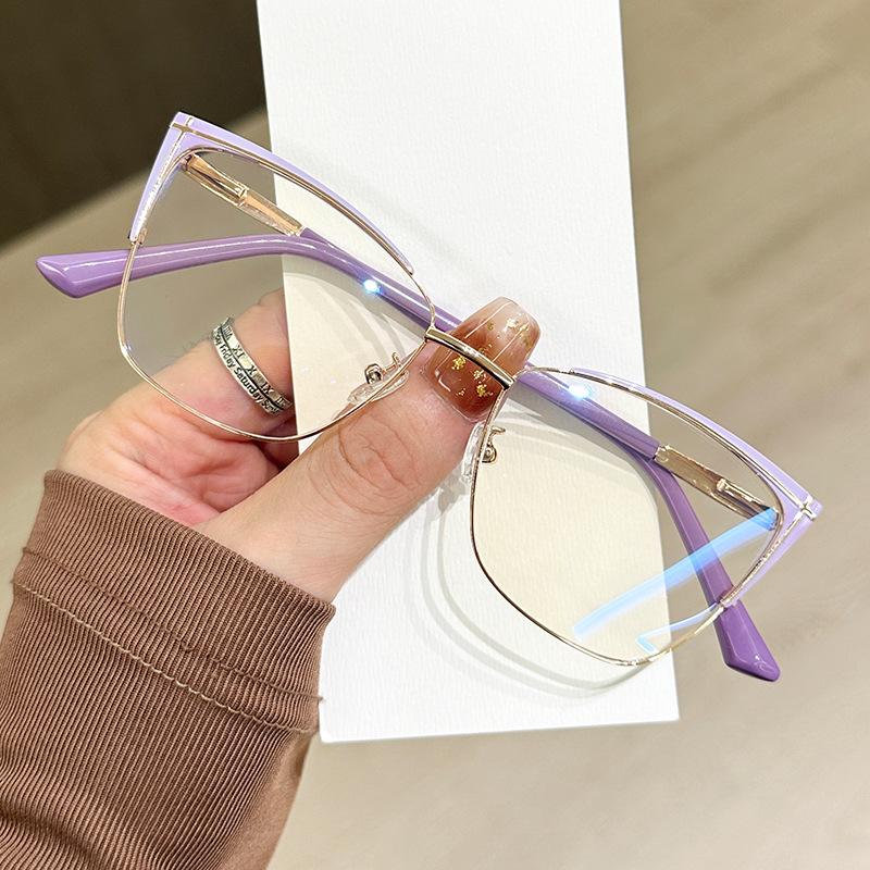 Cat Eye Glasses for Women Design Trendy Metal Anti Blue Light Glasses Blue Light Blocking Eyewear Computer Optical Spectacle