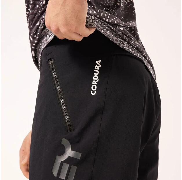 Oakley Maven Scrub Shorts