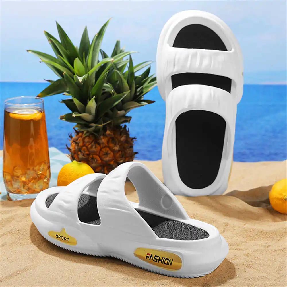 Fashion Ablution Slip-resistant Men Bathroom Slippers Men Sandal Shoes Men's Sneakers Size 46 Sports Footwear Top Comfort Luxury