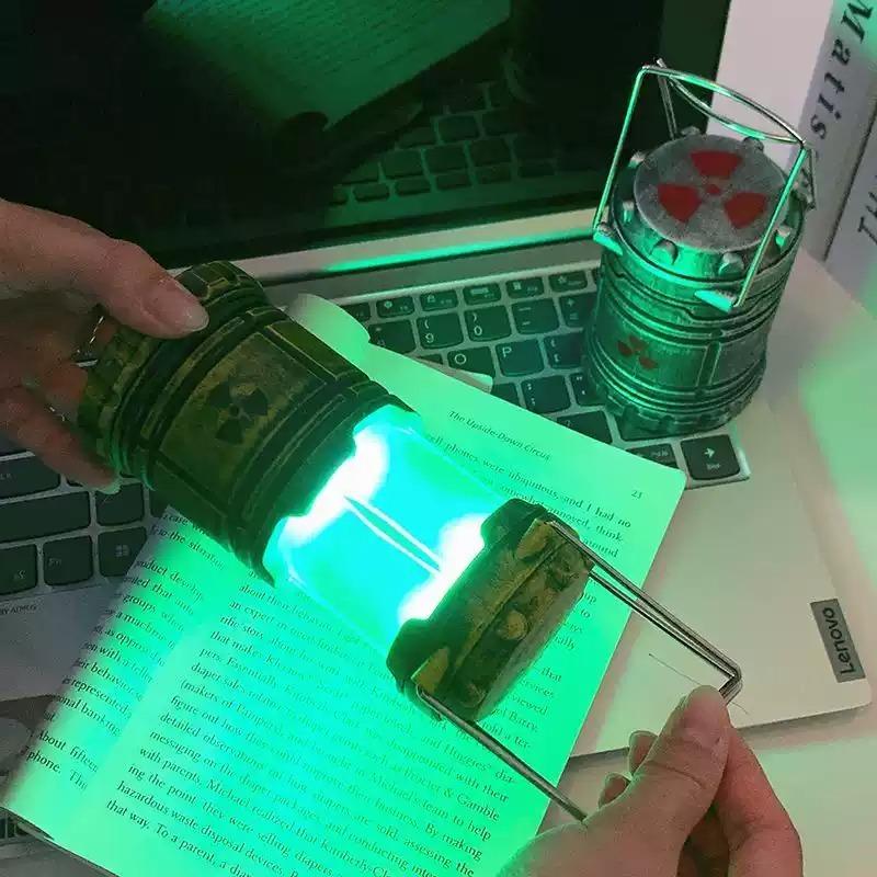 Mini Handheld Nuclear Reactor Lantern Toy Simulation Illuminator DoomsdayPush Light Creative Novelty Gift Portable Glowing Lamp