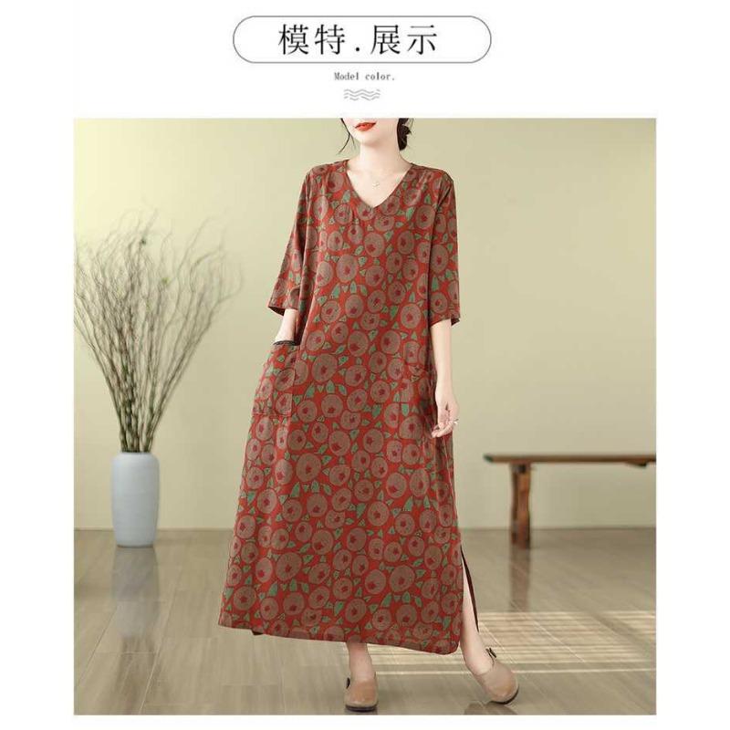 Literary Retro Vacation Style Enlarged Thin V-neck Long Skirt