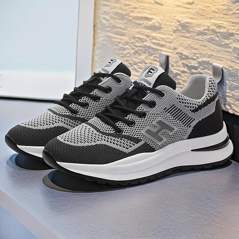 

Новые модные универсальные кроссовки из летящего трикотажа, женская спортивная обувь, сетчатая дышащая повседневная обувь, обувь для студенток 37 чёрный