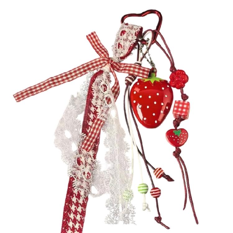 

Elegant Small Strawberry Pendant Bag Decors Feminine Key Chain Versatile Bag Hangings For Daily Outfit Enhancement красный