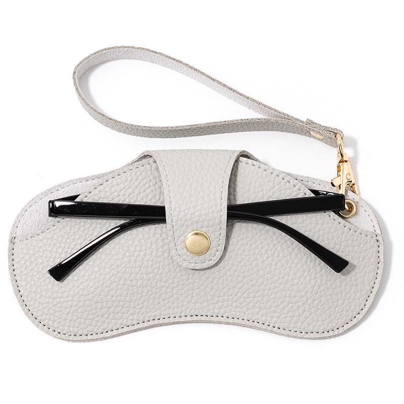 

Portable Lychee Pattern Sunglasses Pouch with Lanyard - Leather Protective Eyeglass Case