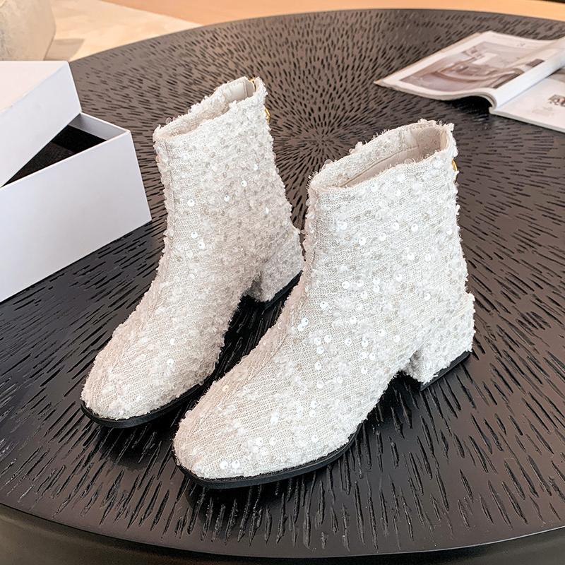 Módní internetové celebrity semišové kotníkové boty dámské robustní podpatek 2025 nová zimní móda temperament všestranné boty do poloviny lýtka