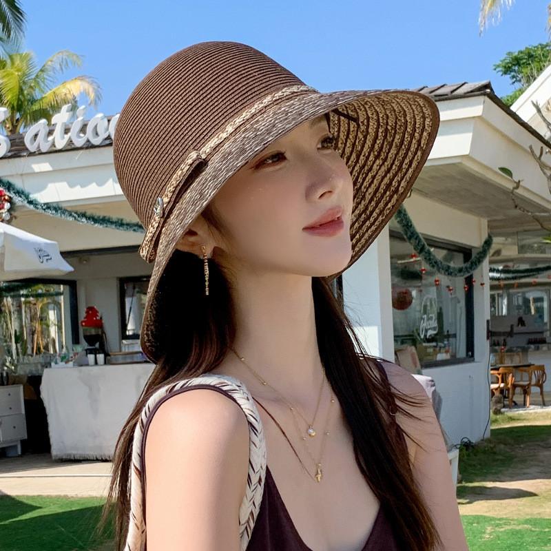 Summer Straw Hat For Women With Wide Brim And Breathable Raffia Material For Beach And Vacation Use