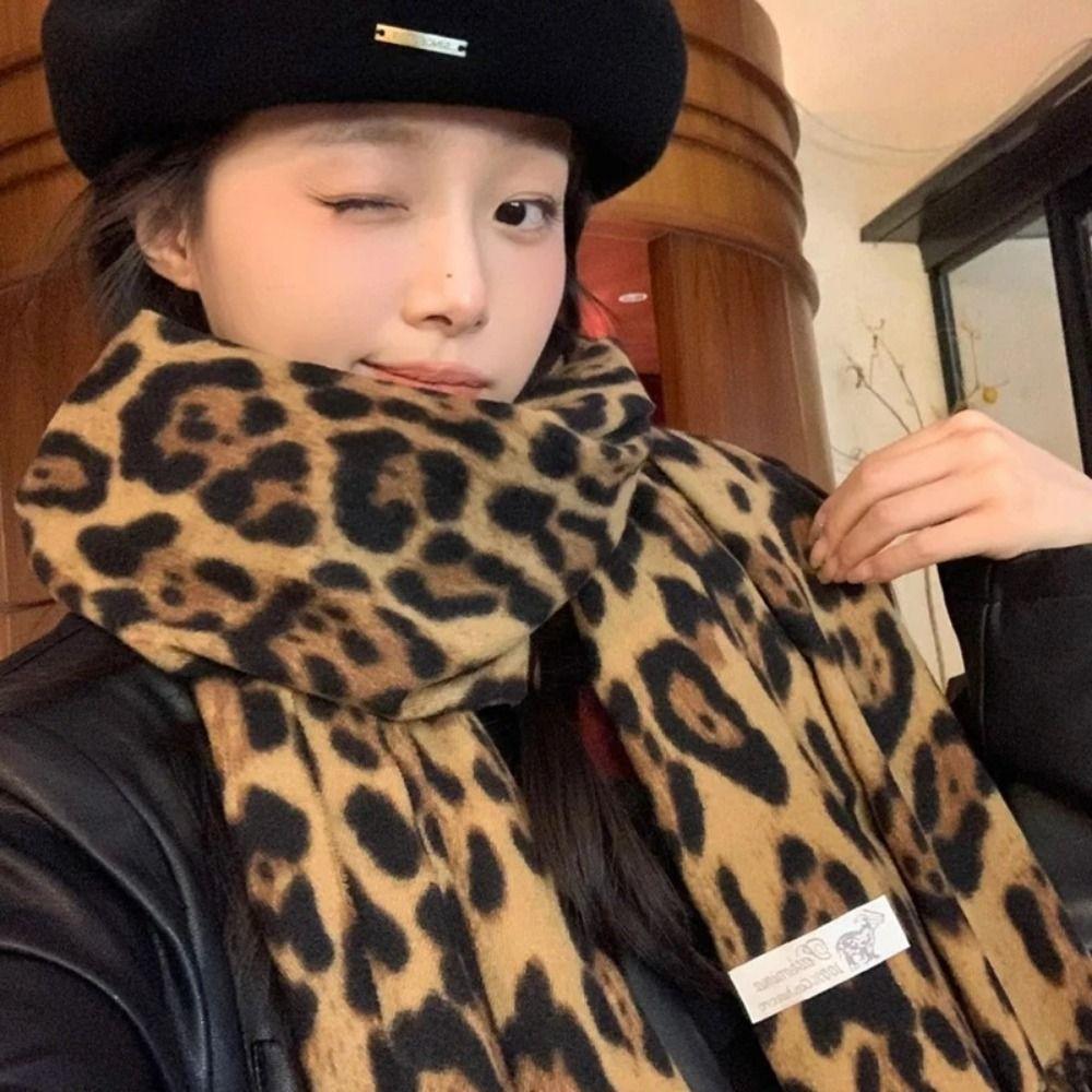 New Retro Leopard Tassel Scarf Women Classic Thickened Warm Shawl Y2K Korean Fringed Shawl