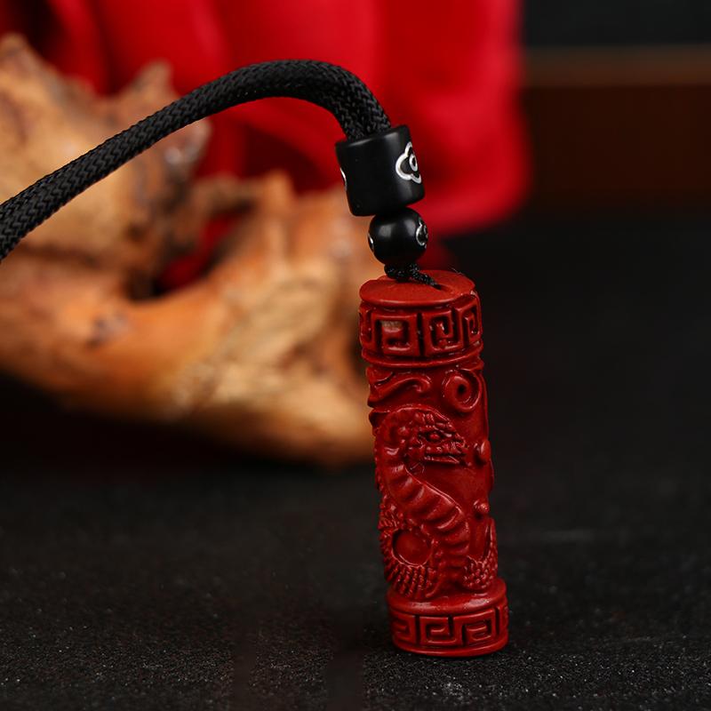 Luxuriöser roter Zinnober Anhänger Chinesisches Tierkreiszeichen Herzsutra Halskette Echter Naturschmuck Damen Accessoires Energie Geschenke
