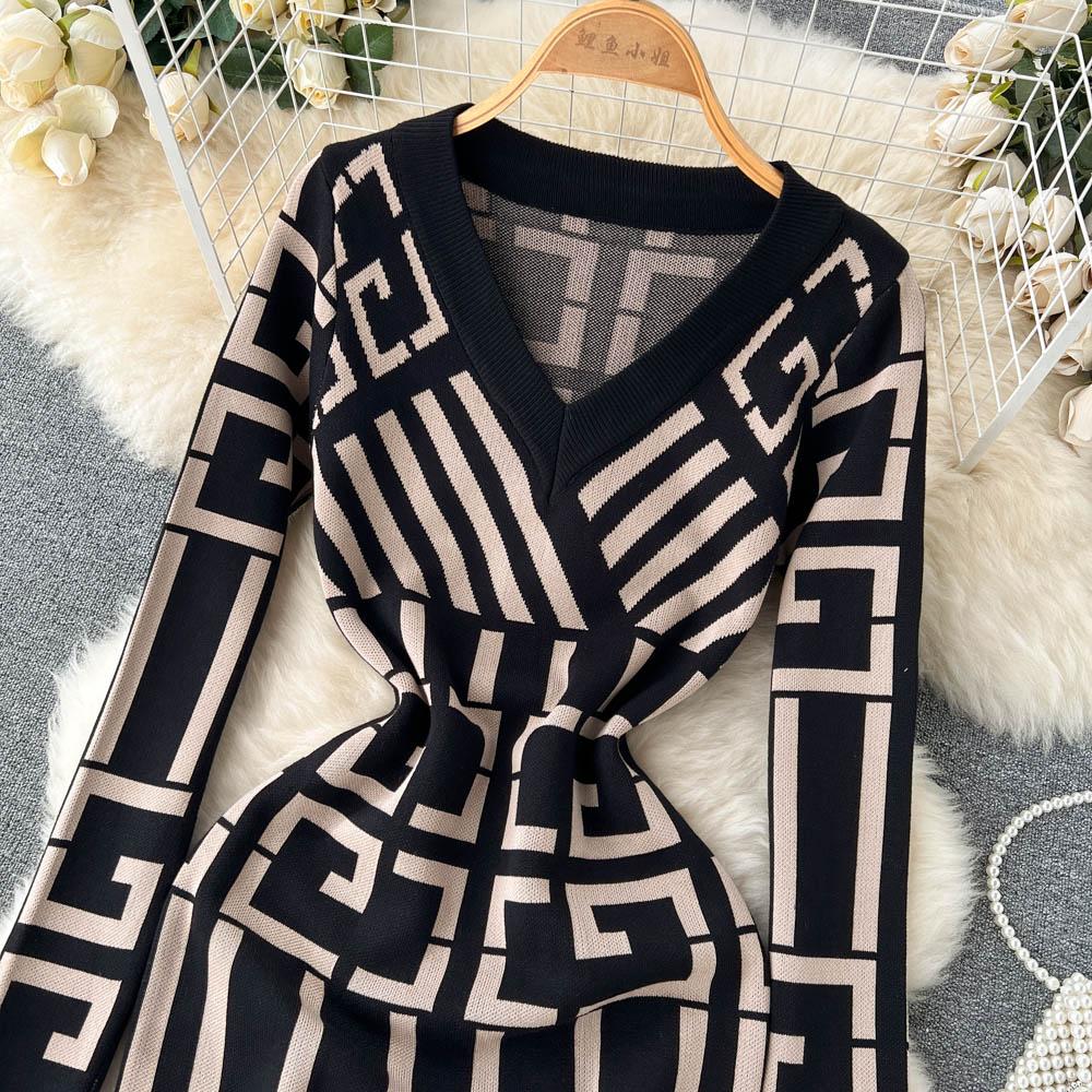 Spring Autumn V-neck Geometry Pattern Knitted Sweater Dresses Women Full Sleeve Mini Slim Bodycon Pencil Dress