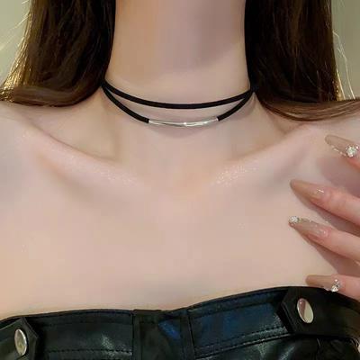 Çift Katmanlı Siyah Kavisli Choker Yaka Kadın Niş Tasarım Deri Köprücük Kemiği Zinciri Kişiselleştirilmiş Basit Çok Yönlü Boyun Zinciri Gelgit