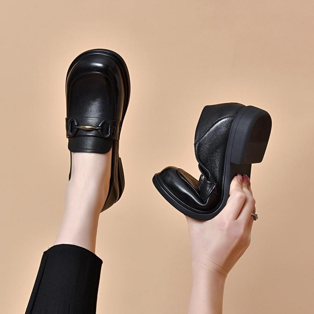 2024 Spring Women's Round Toe Leather Loafers: Korean Style, Comfortable Sheepskin Flats, Exclusive To Physical Stores.