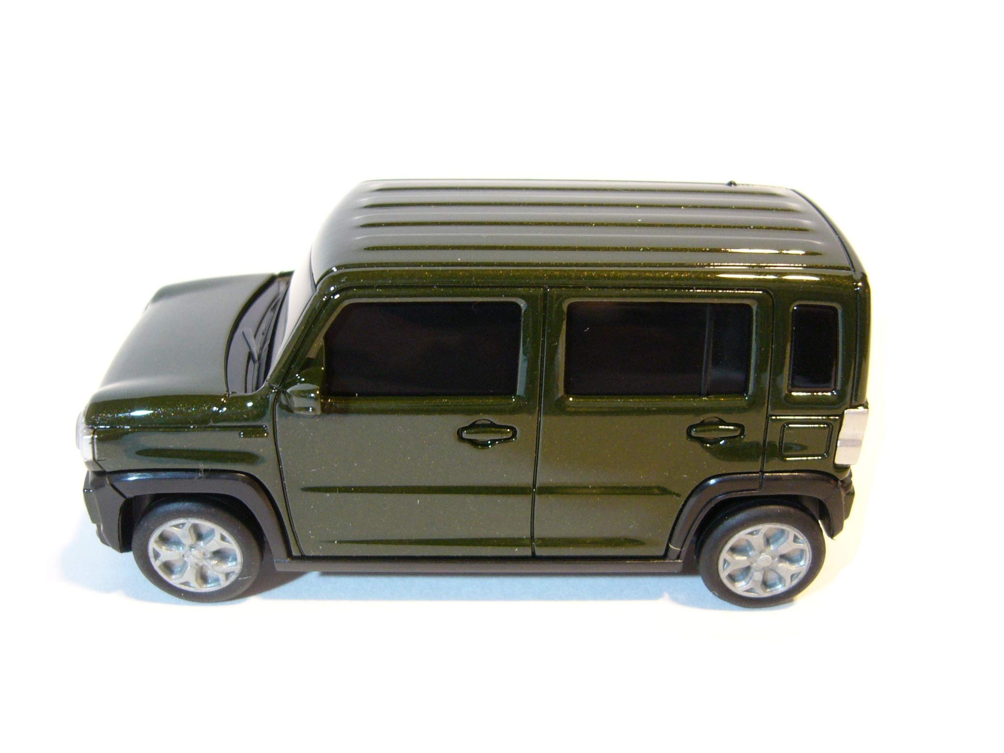 

SUZUKI New Hustler Pullback Car Miniature Car Color Sample Cool Khaki Pearl Metallic
