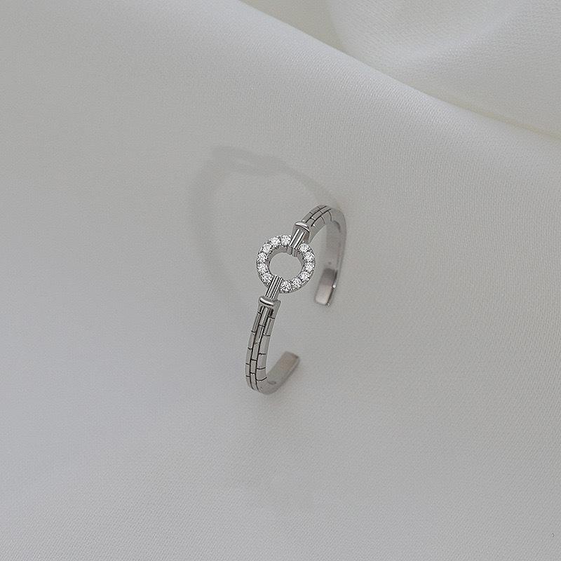 Micro-set Sparkling Diamond O-ring Female Niche Design Korean Version of Personalized Simple Ring Open Index Finger Ring Jewelry