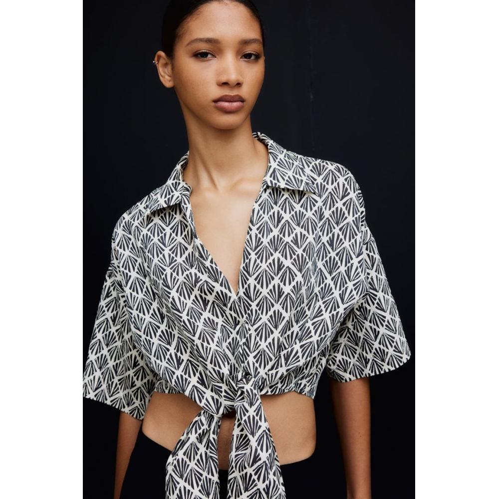 

Блузка с завязками HM, черная с узором