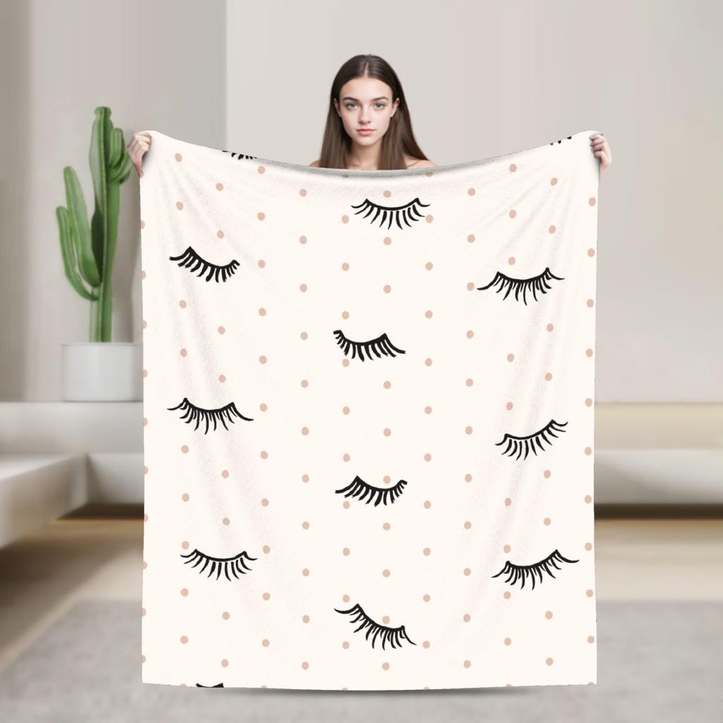 Beauty Eyelash Blanket Cartoon Fuzzy Vintage Warm Throw Blankets for Home Restaurant Decoration