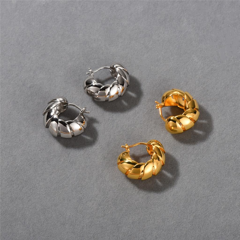 Cold Wind Niche Design Striped Hollow Versatile Earrings 18K Real Gold Earrings Semi-Round Stud Earrings Women
