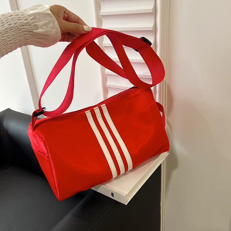 Stylish And Versatile Pillow Bag For Women With Trendy Shoulder Strap In Black Red Blue White