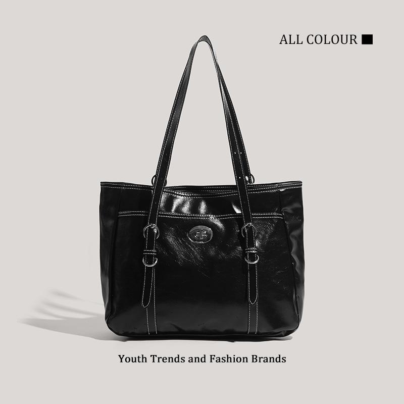 Large Capacity Underarm Bag Women's New Loose Sense Fashion Light Luxury Niche High Sense Commuter Bag