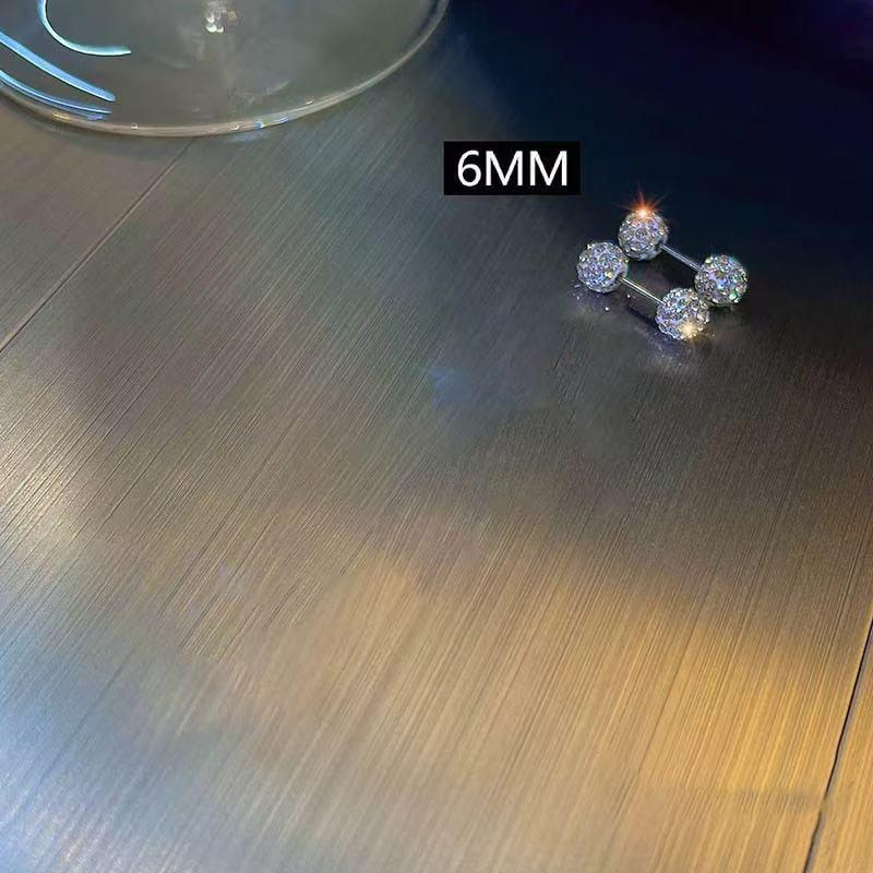 Delinmemiş kulaklar için mükemmel, şık manyetik elmas kulak klipsleri. Ünlülerin lüks görünümlerine hitap eden Japon-Kore moda aksesuarı.