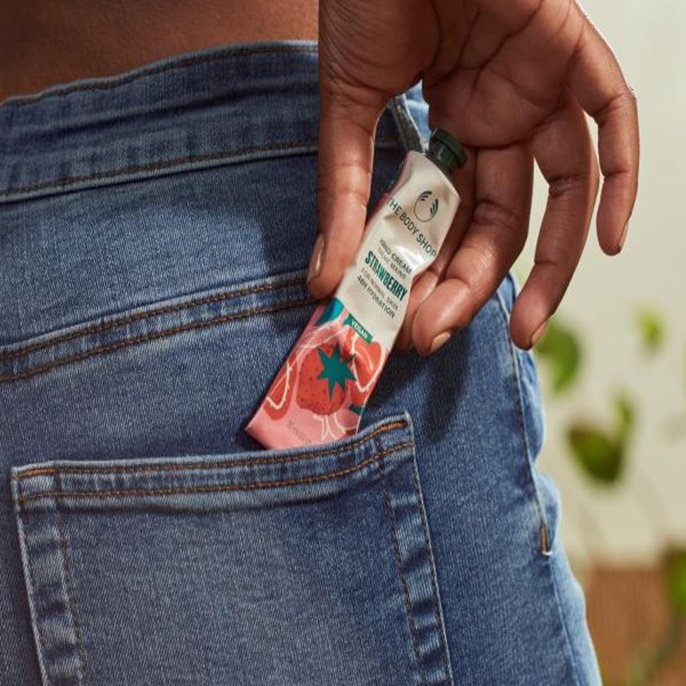 The Body Shop Strawberry Hand Cream 30 ml Fast Absorbing Non Greasy Moisturizing Care For Soft Smooth Hands On The Go