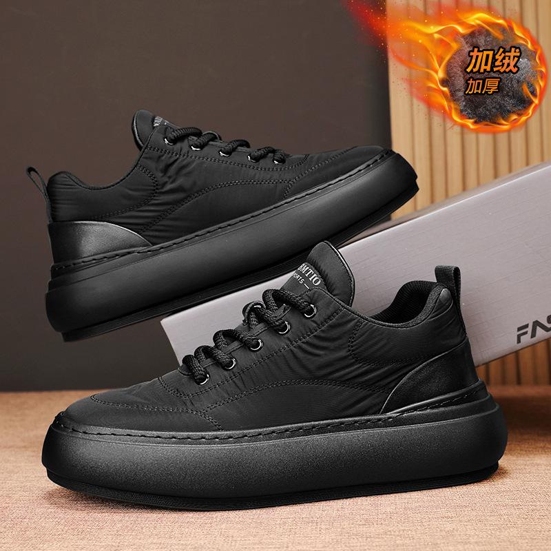 Trendy Shoes Men's Autumn and Winter Down Cloth Waterproof and Warm Casual Shoes Thick Sole Heightening Men's Shoes Board Shoes Fleece Casual Shoes