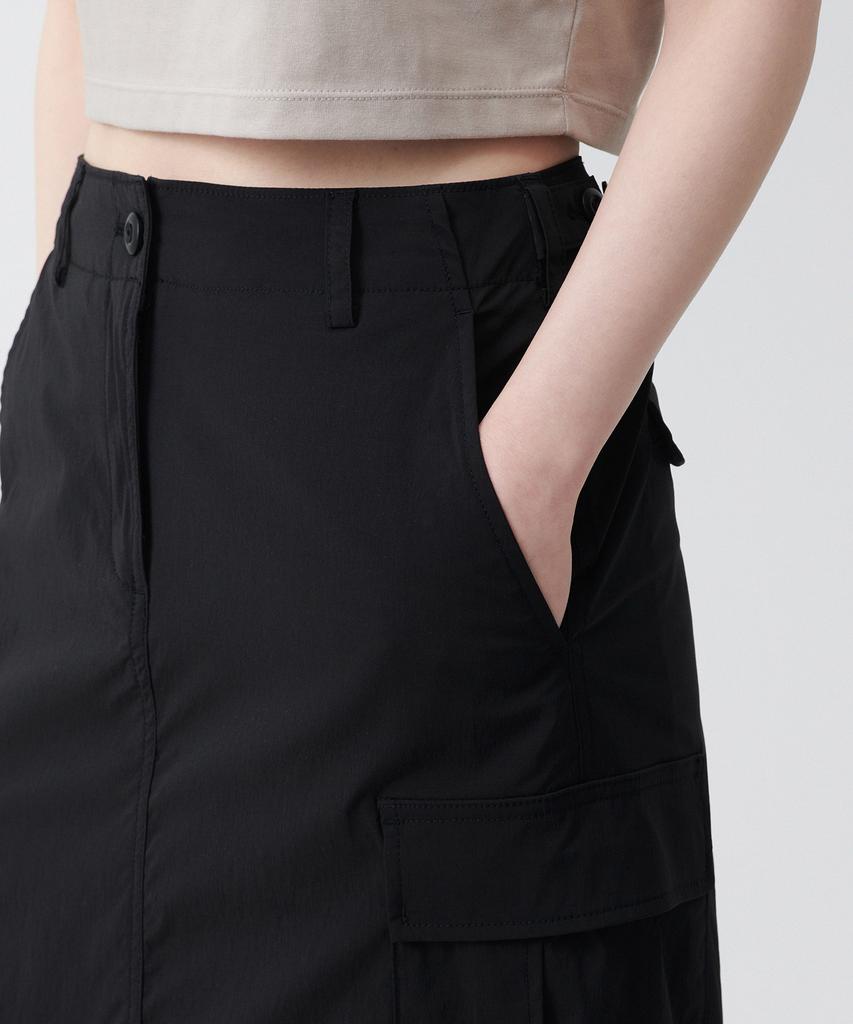 Musinsa Standard Woman Women'S Cargo Maxi Skirt [Black]