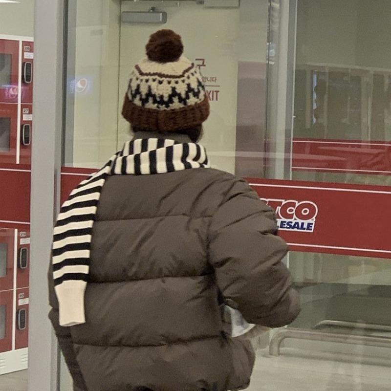 Hairball loose knitted hat women's autumn and winter ear protection warm cold hat cute thick wool hat winter big head circumference