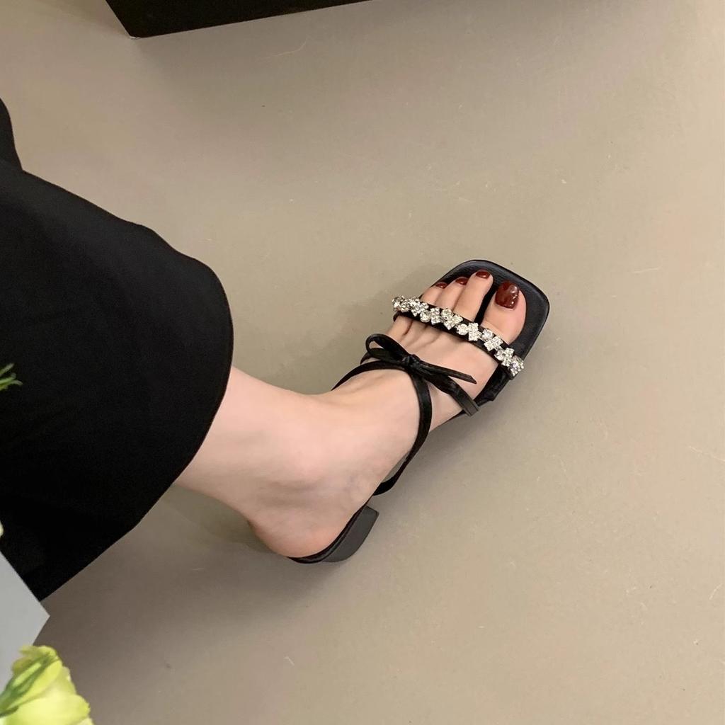 French beautiful bow rhinestone sandals women's summer wear 2025 new fairy wind gentle open-toed cool slippers