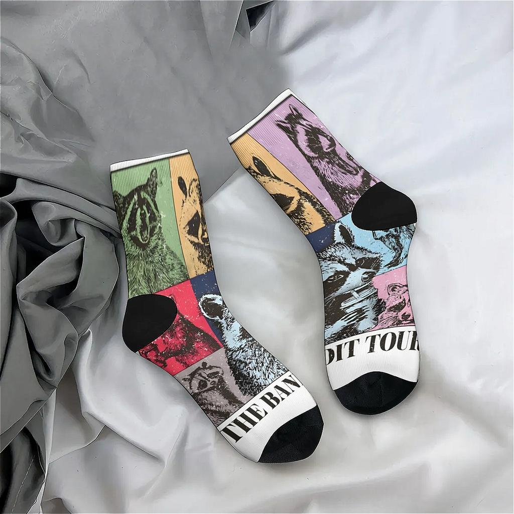 Animal Graffiti Raccoon Print Pattern Unisex Soft Breathable Comfortable Sweat Wicking All-match Carnival Low-top Trendy Socks