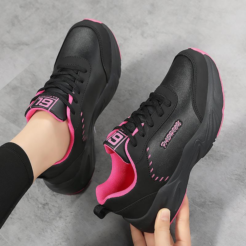 Fashion Black Leather Sports Sneakers Casual Lightweight Non-slip Shoes Women 2024 Spring Outdoor Comfort Slip On Jogging Running Shoes