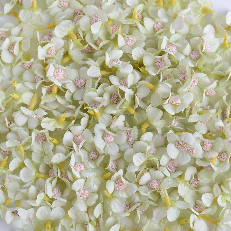 

50/100Pcs Mini Daisy Artificial Flowers Head Silk DIY Photo Frame Photography Props Home Decor Mother s Day Wedding Decortion 50Pcs