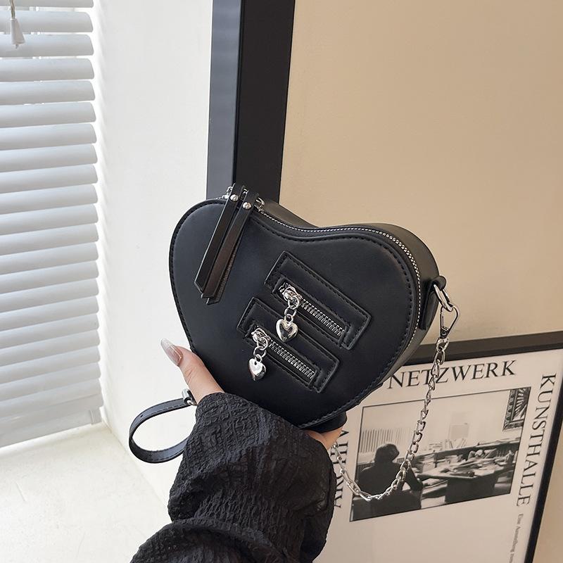 Small Bag Women's Spring and Summer New High-end Sense Versatile Love Fashion Chain Messenger Box Bag