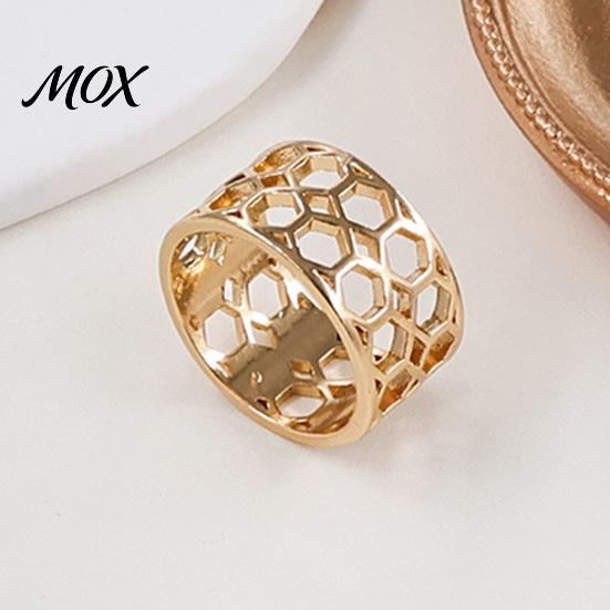 Stylish Scarf Fastener Honeycomb Silk Ring, Hollow-out Bandana Slide Smooth Sliding Ring Rhinestone Holder for Women Neckerchiefs Shawls Shirts