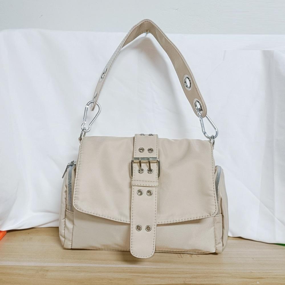 

Женская сумка через плечо, черная, модные сумки с заклепками, фирменный дизайн, женская сумка, маленькая, черная